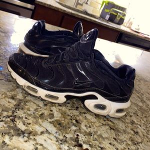 Women’s size 7.5 nikes